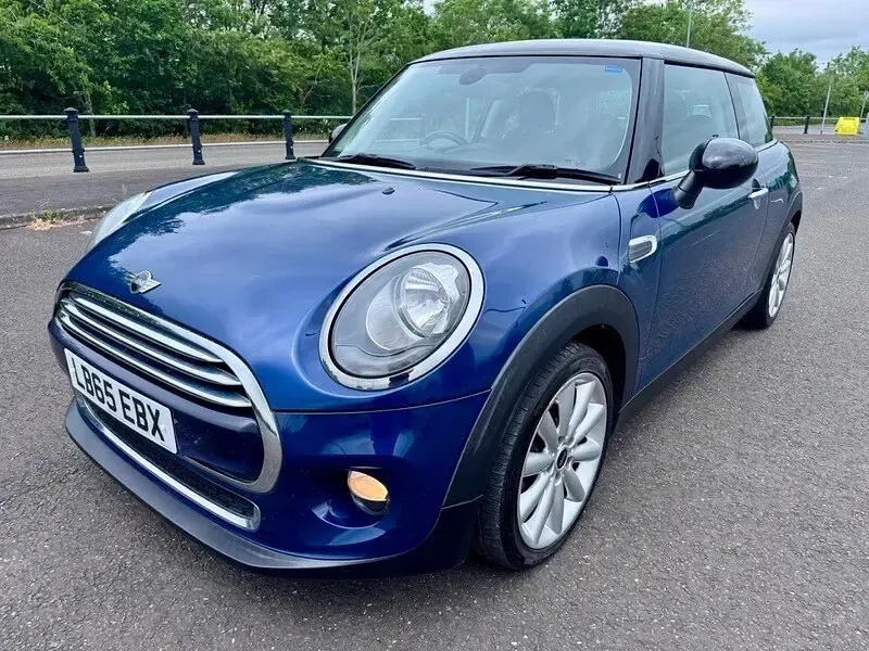 Used Mini Cooper 2015 Blue Hatchback