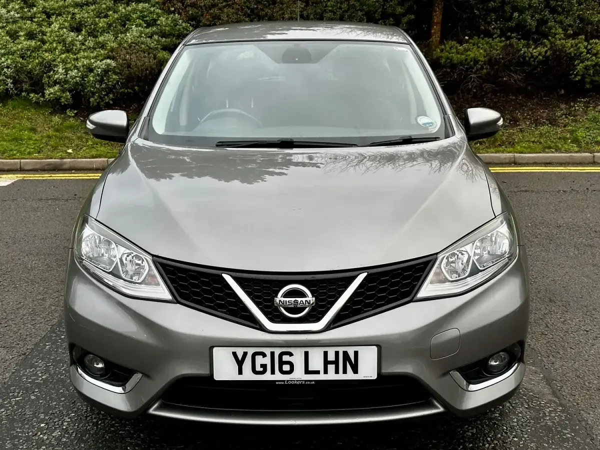 Used Nissan Pulsar Acenta 115 HP (84 kW) 2016 Grey Hatchback