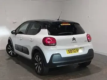 Used Citroën C3 PureTech 83 HP (61 kW) 2022 White Hatchback