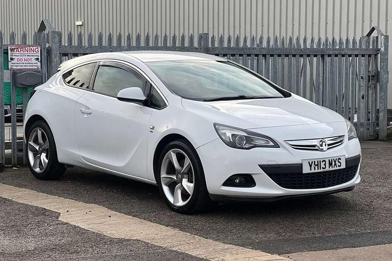 Used 2013 Vauxhall Astra GTC SRi Coupe | £3,095 (Fair price) - Image 1/1