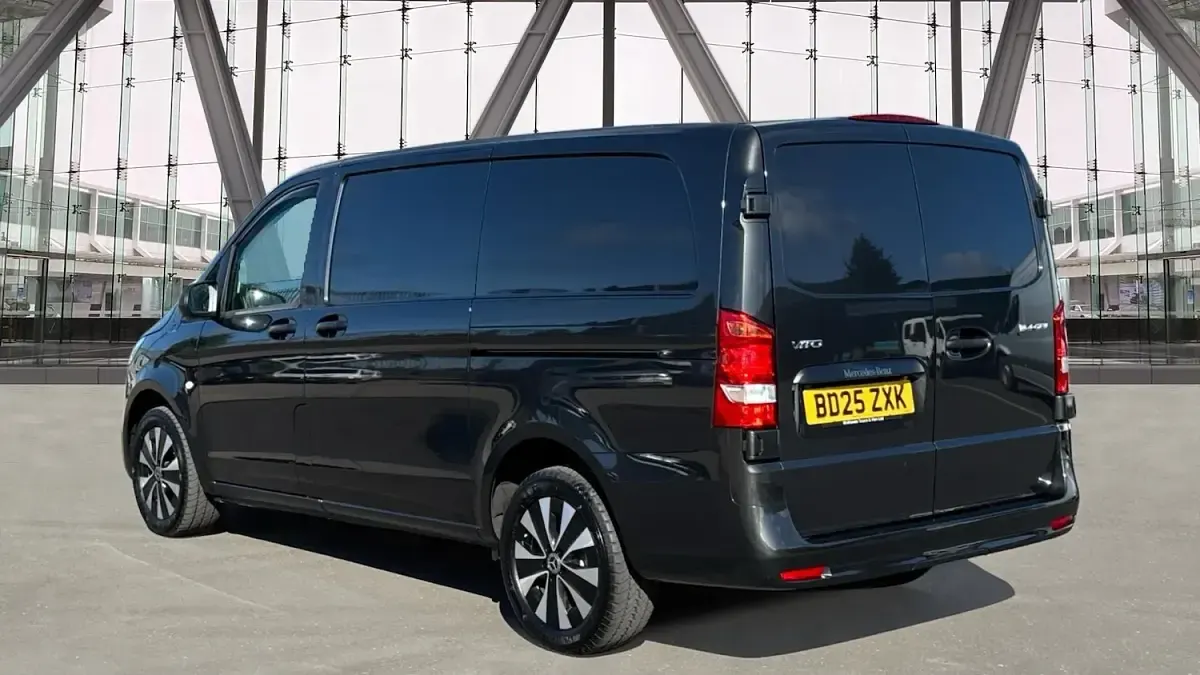 Used Mercedes Vito 136 HP (100 kW) 2025 Grey Van
