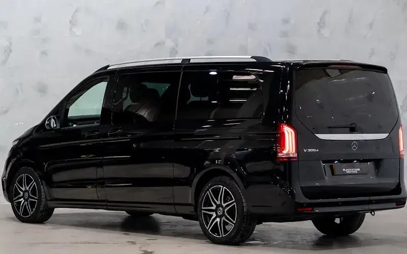 Used Mercedes V300 AMG line 237 HP (174 kW) 2022 Black MPV
