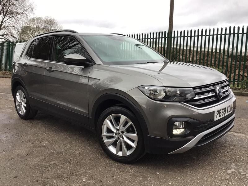 Used VW T-Cross SE 95 HP (69 kW) 2019 Grey SUV