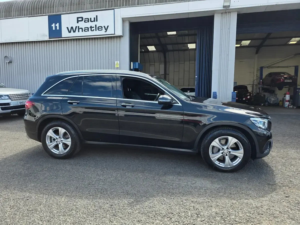 Used Mercedes GLC220 Premium 167 HP (122 kW) 2016 Black SUV