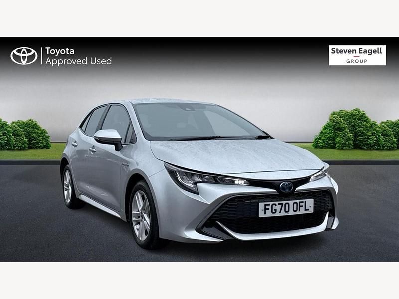 Silver Used 2020 Toyota Corolla Hatchback | £12,899 (Fair price) - Image 1/3