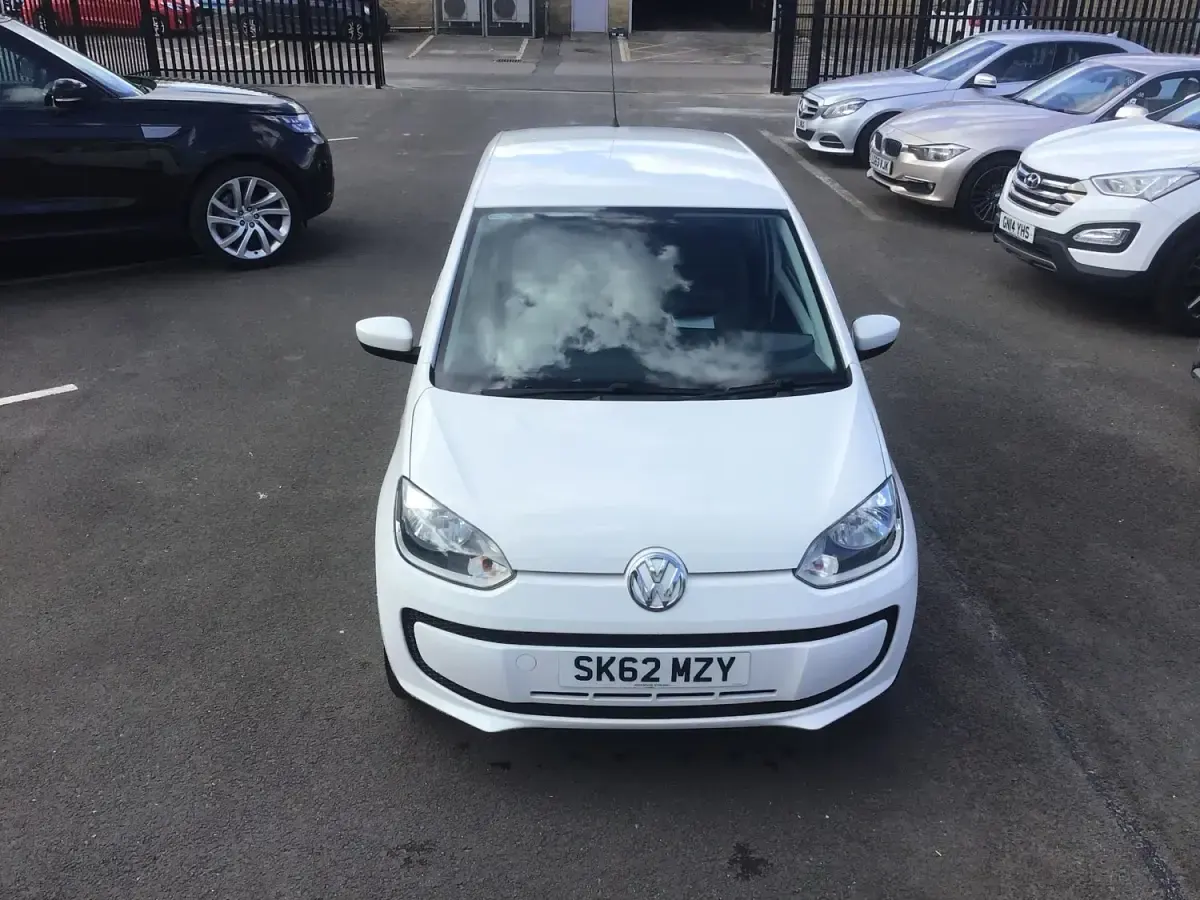 Begagnad VW up! move up! 2012 Vit Halvkombi