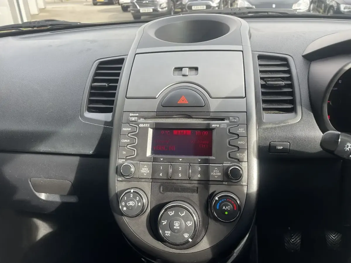 Used Kia Soul 126 HP (92 kW) 2011 Silver SUV