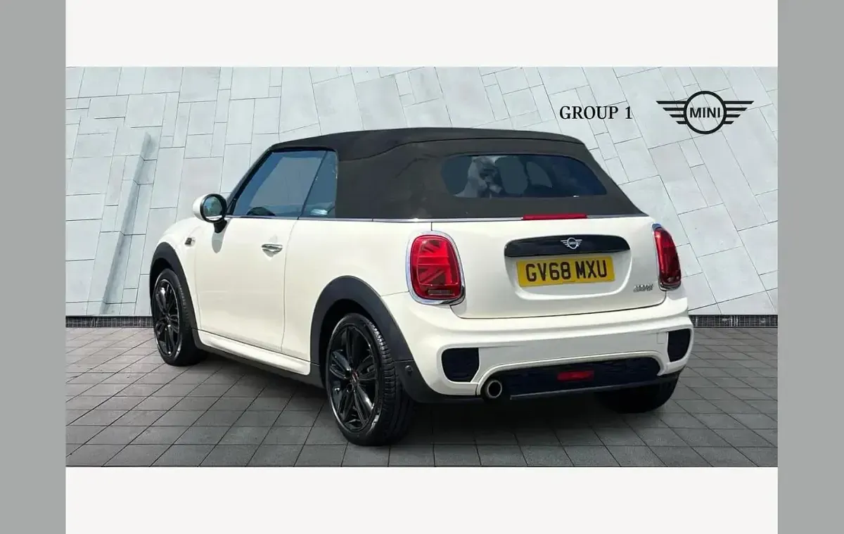 Used Mini Cooper Cabriolet Sport 134 HP (98 kW) 2019 White Cabriolet
