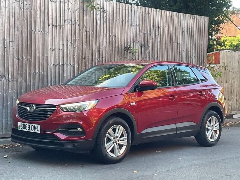 Red Used 2018 Vauxhall Grandland X S SUV | £6,795 (Fair price) - Image 1/4