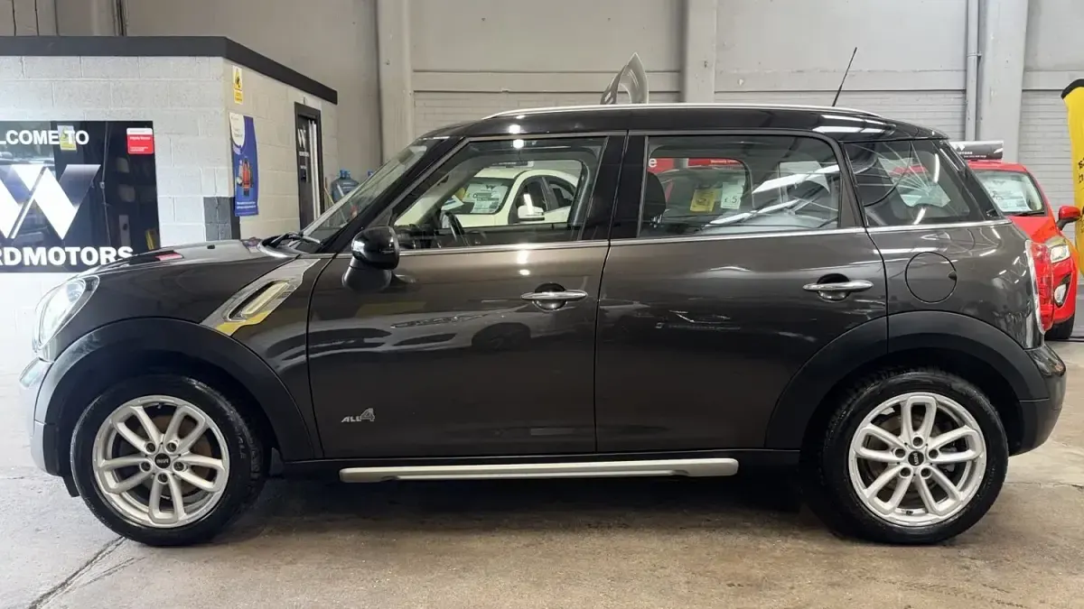 Used Mini Cooper Countryman 120 HP (88 kW) 2014 Grey SUV