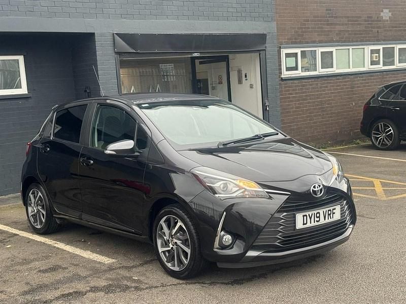 Black Used 2019 Toyota Yaris Hatchback | £8,595 (Fair price) - Image 1/4