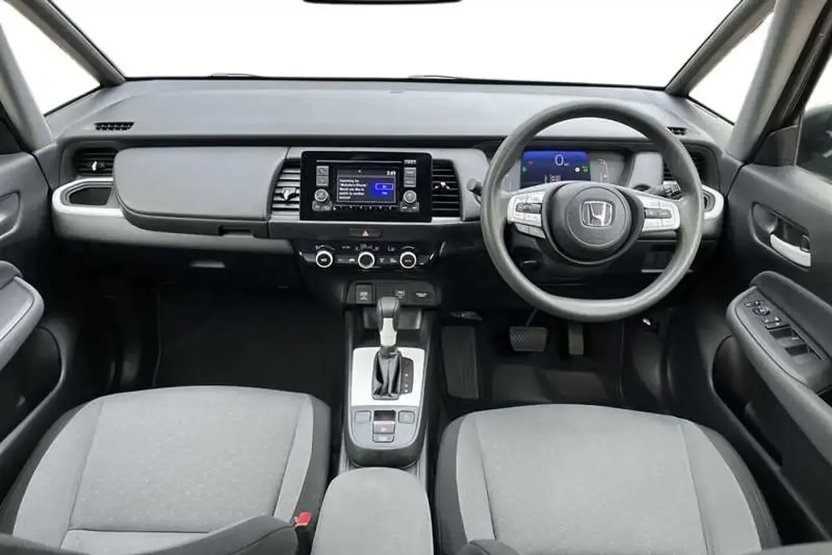Used Honda Jazz Hybrid 109 HP (80 kW) 2022 Grey Hatchback