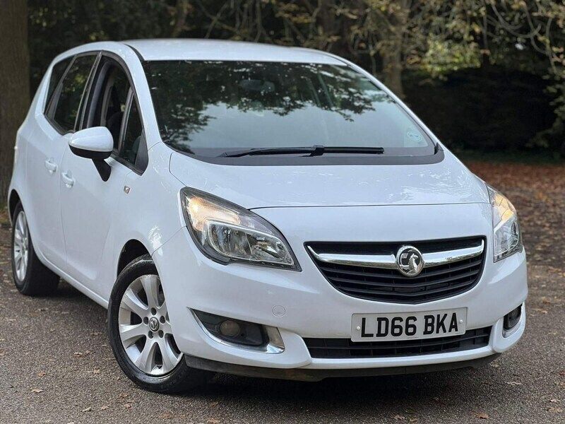 White Used 2016 Vauxhall Meriva MPV | £3,493 (Good price) - Image 1/4
