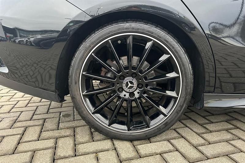 Used Mercedes CLA200 AMG Line Premium Plus 163 HP (119 kW) 2023 Black Estate