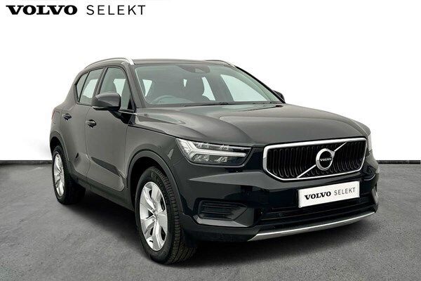 Used Volvo XC40 Momentum 161 HP (118 kW) 2020 Black SUV