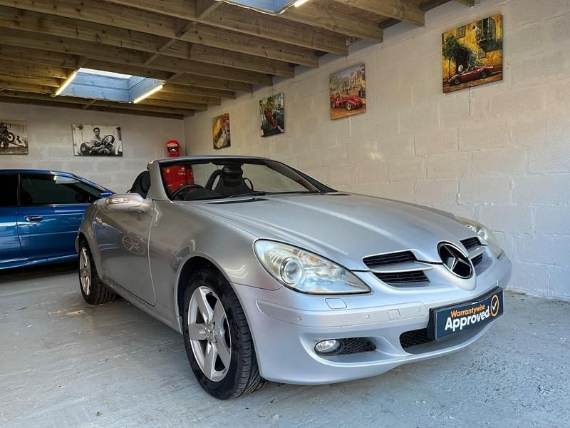 Begagnad Mercedes SLK200 2007 Silver Cab