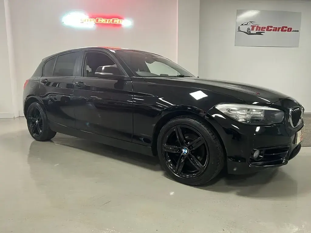 Used BMW 118 Sport Line 150 HP (110 kW) 2016 Black Hatchback