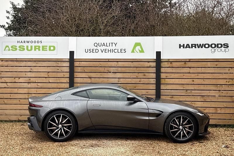 Used Aston Martin Vantage 510 HP (375 kW) 2021 Silver Coupe