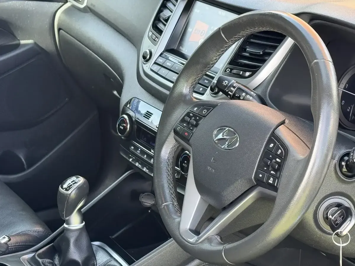 Used Hyundai Tucson Premium 2015 Blue SUV