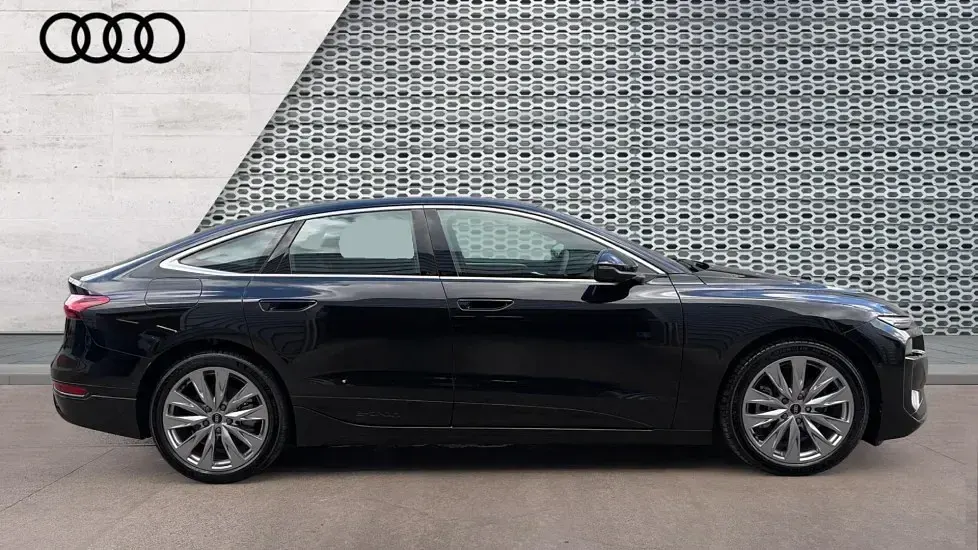 New Audi A6 e-tron Sport 210 kW (286 HP) 2025 Black Estate