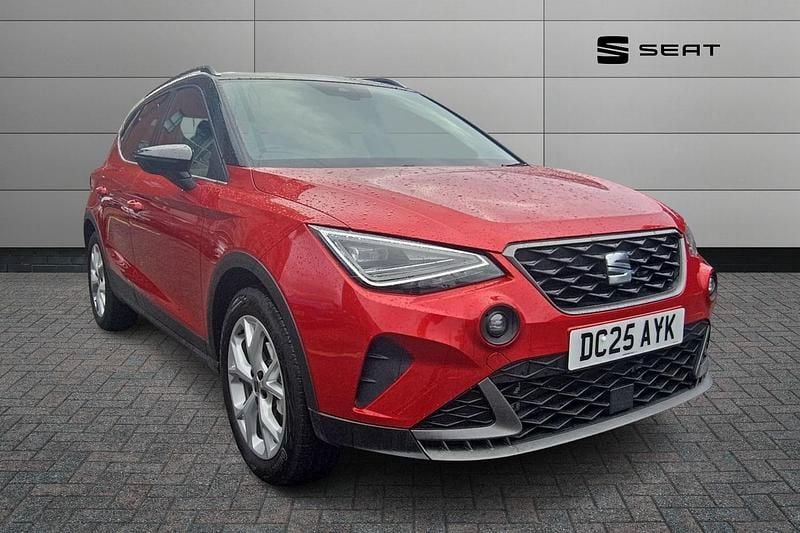 Used Seat Arona FR 114 HP (83 kW) 2025 Red SUV