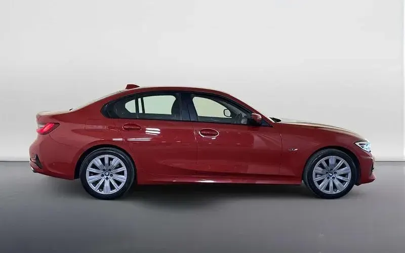 Used BMW 330e Impressive 292 HP (214 kW) 2022 Red Sedan