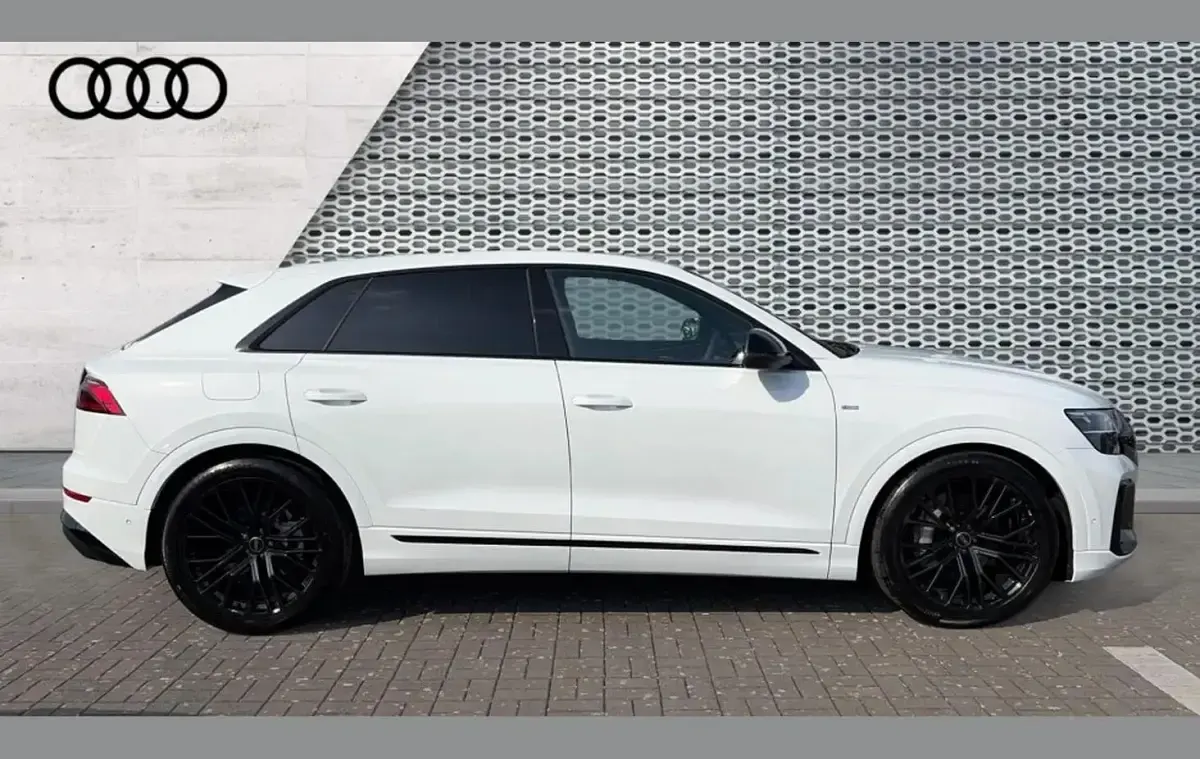Nowe Audi Q8 Black Edition 286 KM (210 kW) 2026 Biały SUV