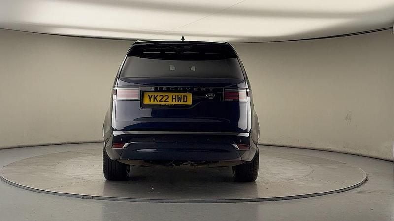 Used Land Rover Discovery 5 HSE Dynamic 300 HP (220 kW) 2022 Portofino blue SUV