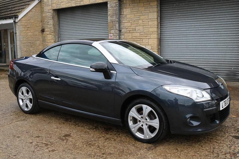 Used Renault Mégane Cabriolet Dynamique 2012 Grey Cabriolet