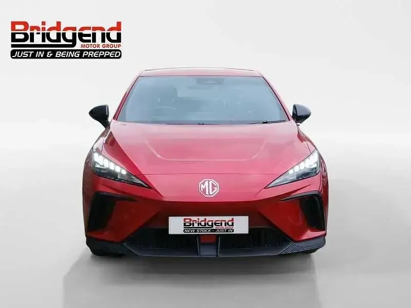 Used MG MG4 EV SE 125 kW (170 HP) 2023 Red Hatchback
