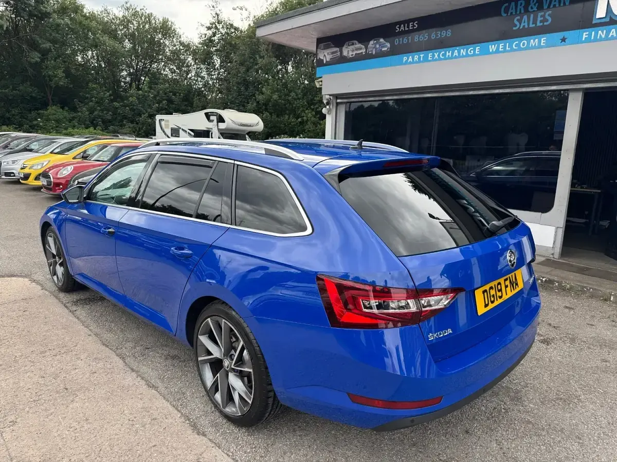 Used Skoda Superb SE L Executive 2019 Blue Estate