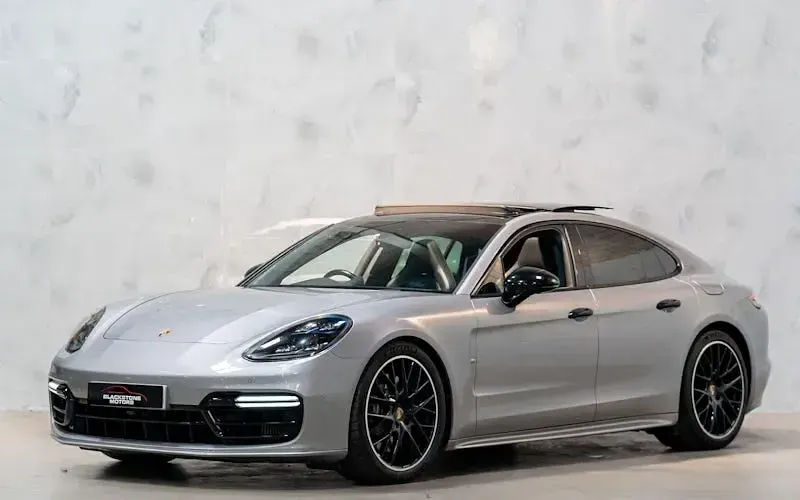 Used Porsche Panamera 462 HP (339 kW) 2019 Silver Hatchback