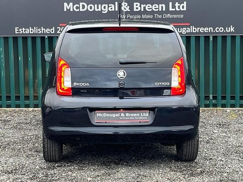Used Skoda Citigo Colour Edition 60 HP (44 kW) 2017 Black Hatchback