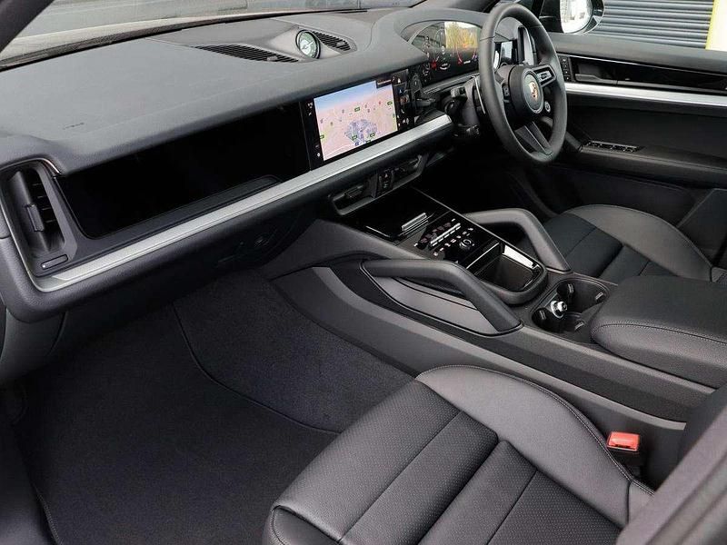 New Porsche Cayenne 464 HP (341 kW) 2025 Black SUV