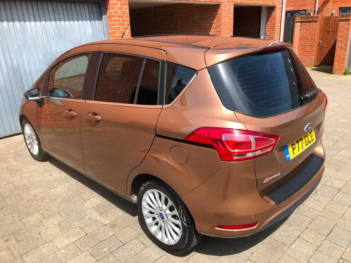 Used Ford B-MAX Titanium 105 HP (77 kW) 2013 Gold MPV