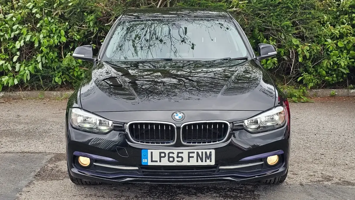 Used BMW 320 Sport Line 190 HP (139 kW) 2016 Black Sedan