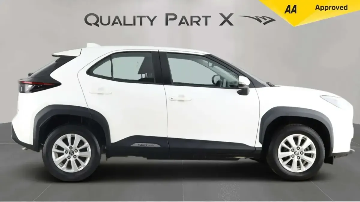 Used Toyota Yaris Cross 116 HP (85 kW) 2023 White SUV