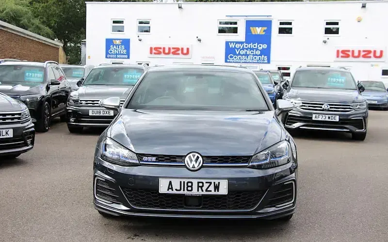 Used VW Golf VII Advance 204 HP (150 kW) 2020 Hatchback