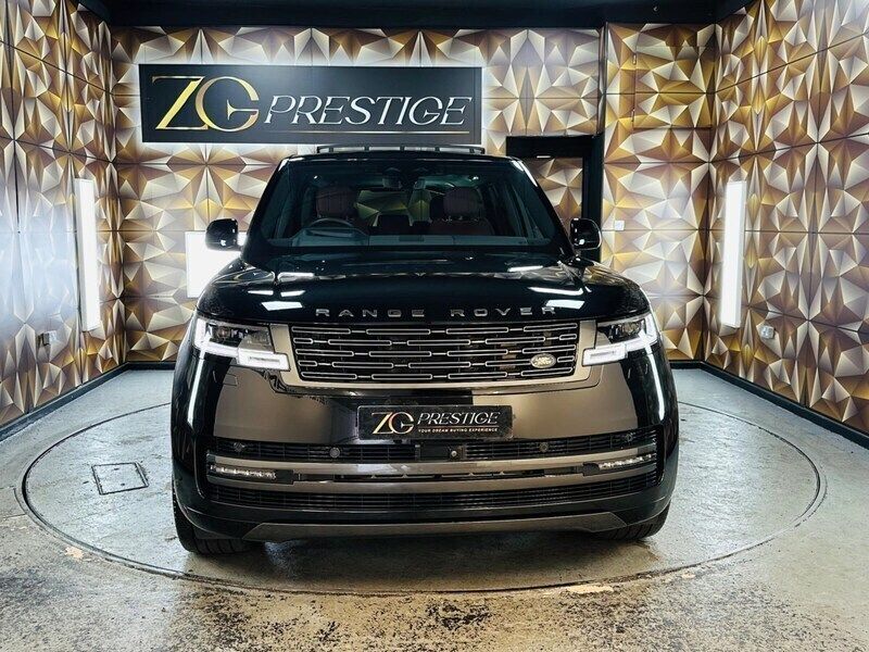Used Land Rover Range Rover Autobiography 400 HP (294 kW) 2023 Black SUV