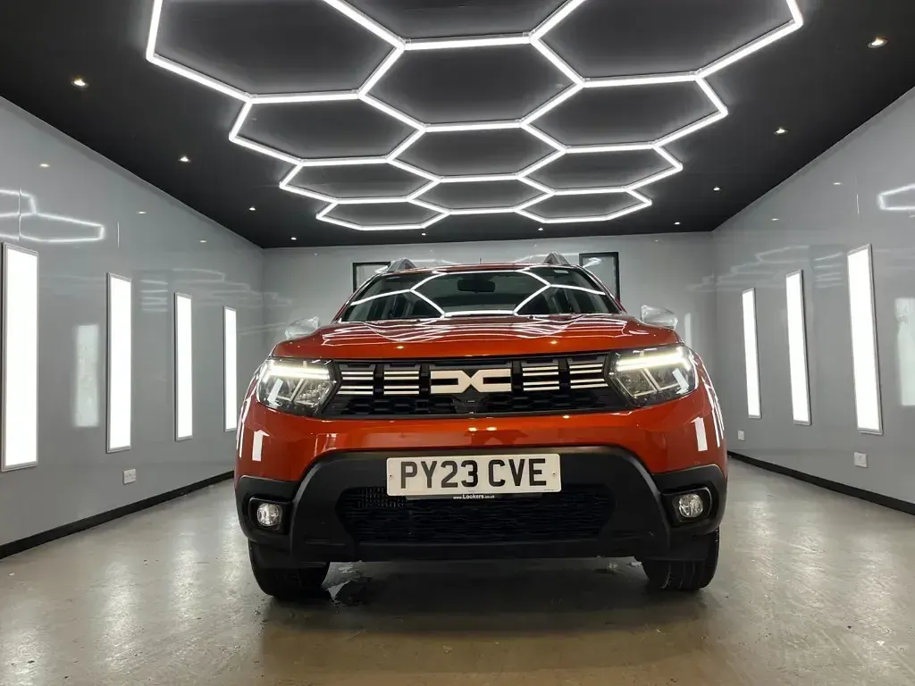 Used Dacia Duster Expression 90 HP (66 kW) 2023 Orange SUV
