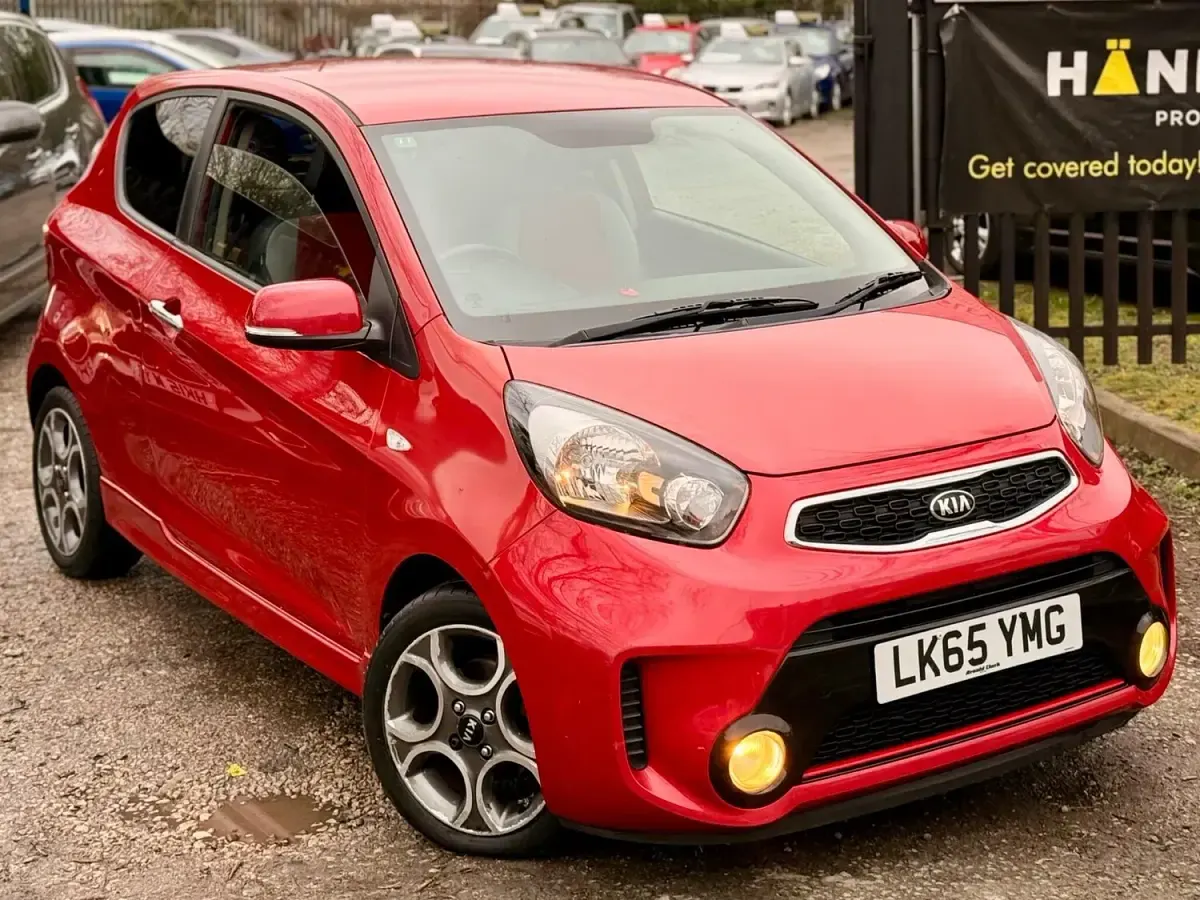 Used Kia Picanto 84 HP (61 kW) 2015 Red Hatchback