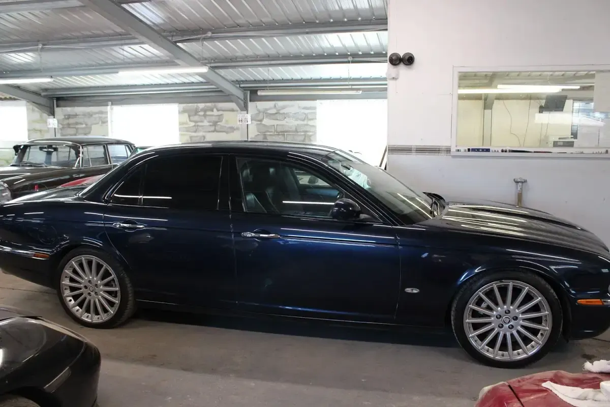 Used Jaguar XJR Supercharged 2006 Blue Sedan