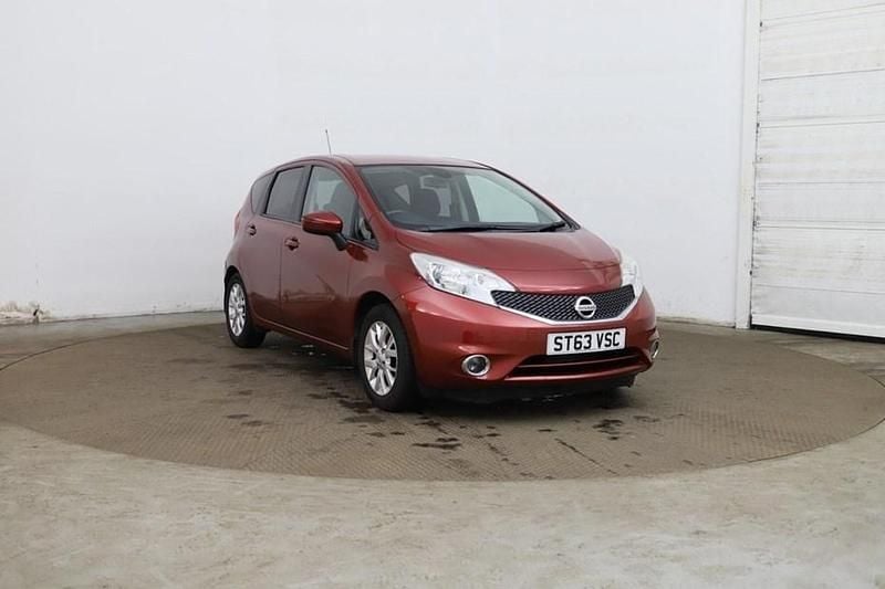 Used Nissan Note Acenta Premium 80 HP (58 kW) 2014 Red Hatchback