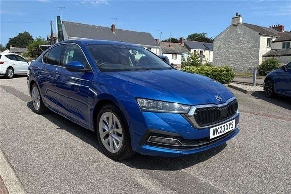 Race blue metallic Used 2023 Skoda Octavia SE L Hatchback | £22,995 (Expensive) - Image 1/4