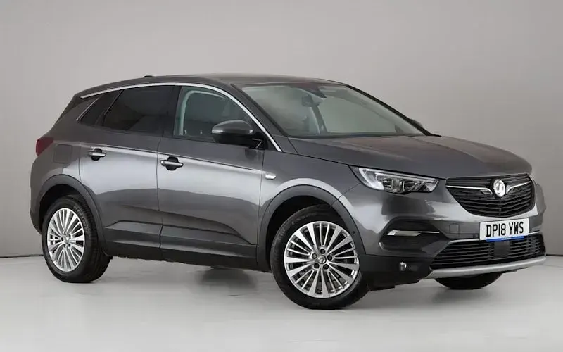 Used Vauxhall Grandland X Sport 131 HP (96 kW) 2018 SUV