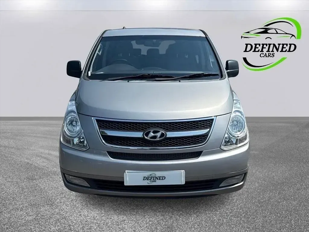 Used Hyundai I800 Style 168 HP (123 kW) 2010 Silver MPV