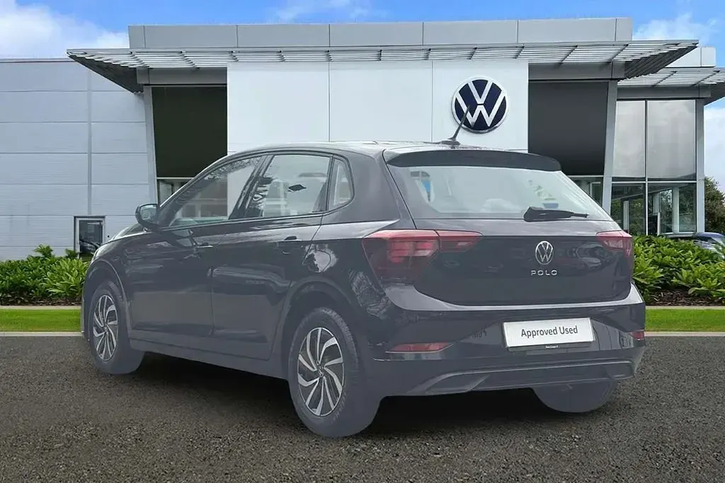 Używany VW Polo Life 95 KM (69 kW) 2024 Czarny Hatchback