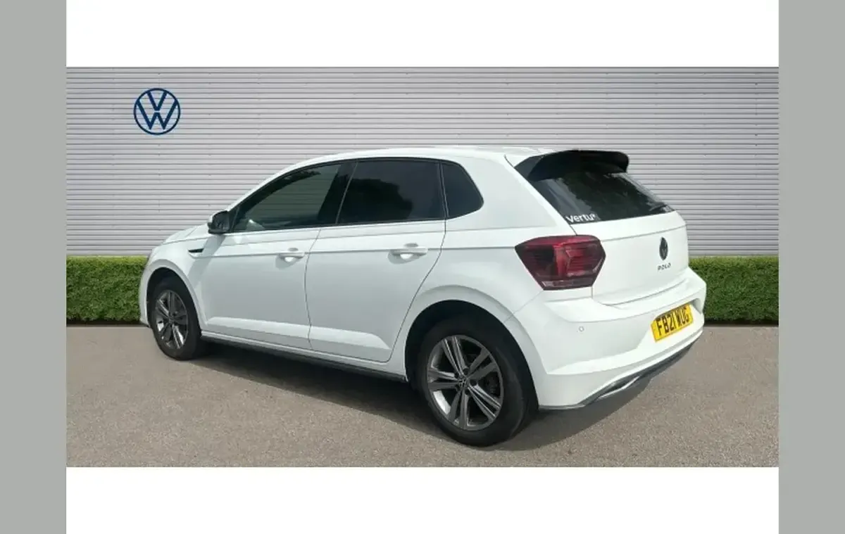 Used VW Polo R-line 110 HP (80 kW) 2021 White Hatchback