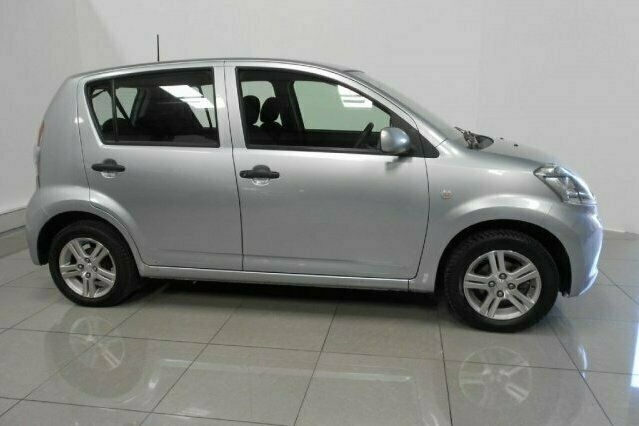Used Daihatsu Sirion 68 HP (50 kW) 2005 Hatchback