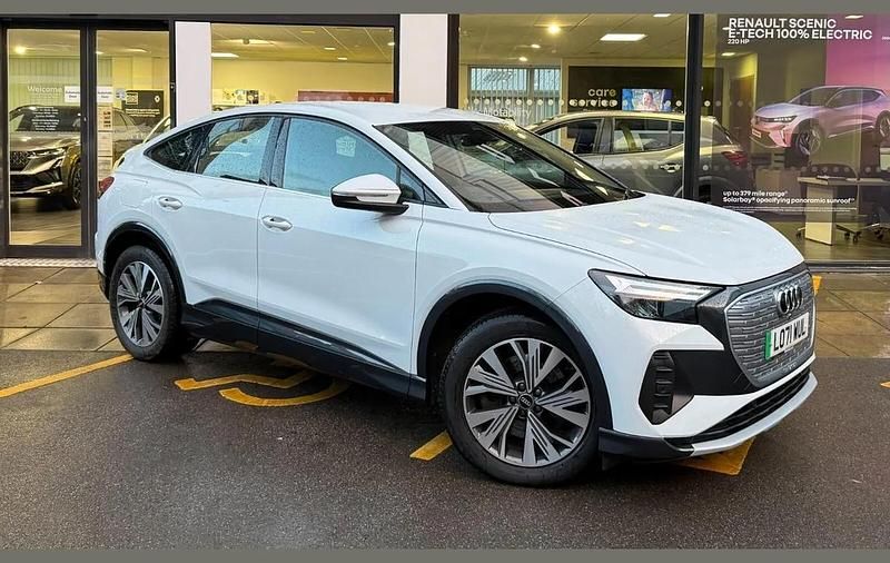 White Used 2022 Audi Q4 Sportback e-tron Sport SUV | £24,995 (Fair price) - Image 1/4